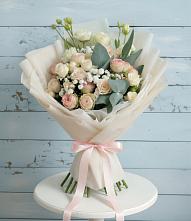 Букет цветов из:  Розы и Лизиантусы #REPLACE_PRED# Заре