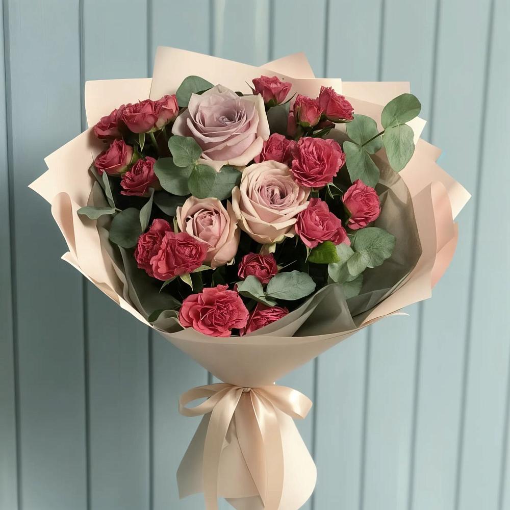 Букет цветов из: Гвоздики и Розы в Заре