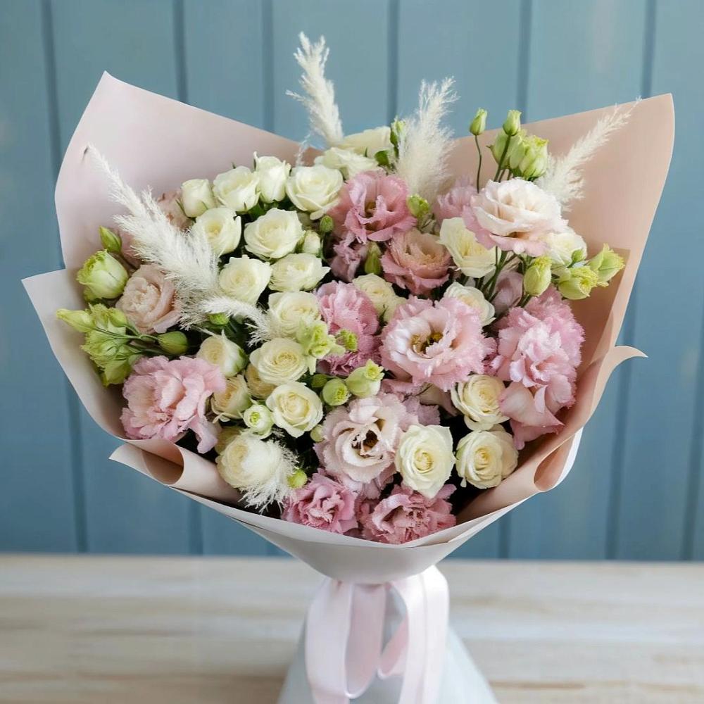 Букет цветов из: Альстромерии и Розы в Заре