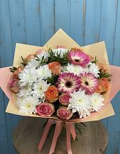Букет цветов из:  Розы, Герберы и Хризантемы в Заре
