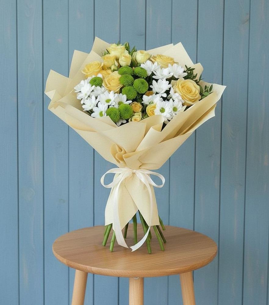 Букет цветов из: Хризантемы и Розы в Заре