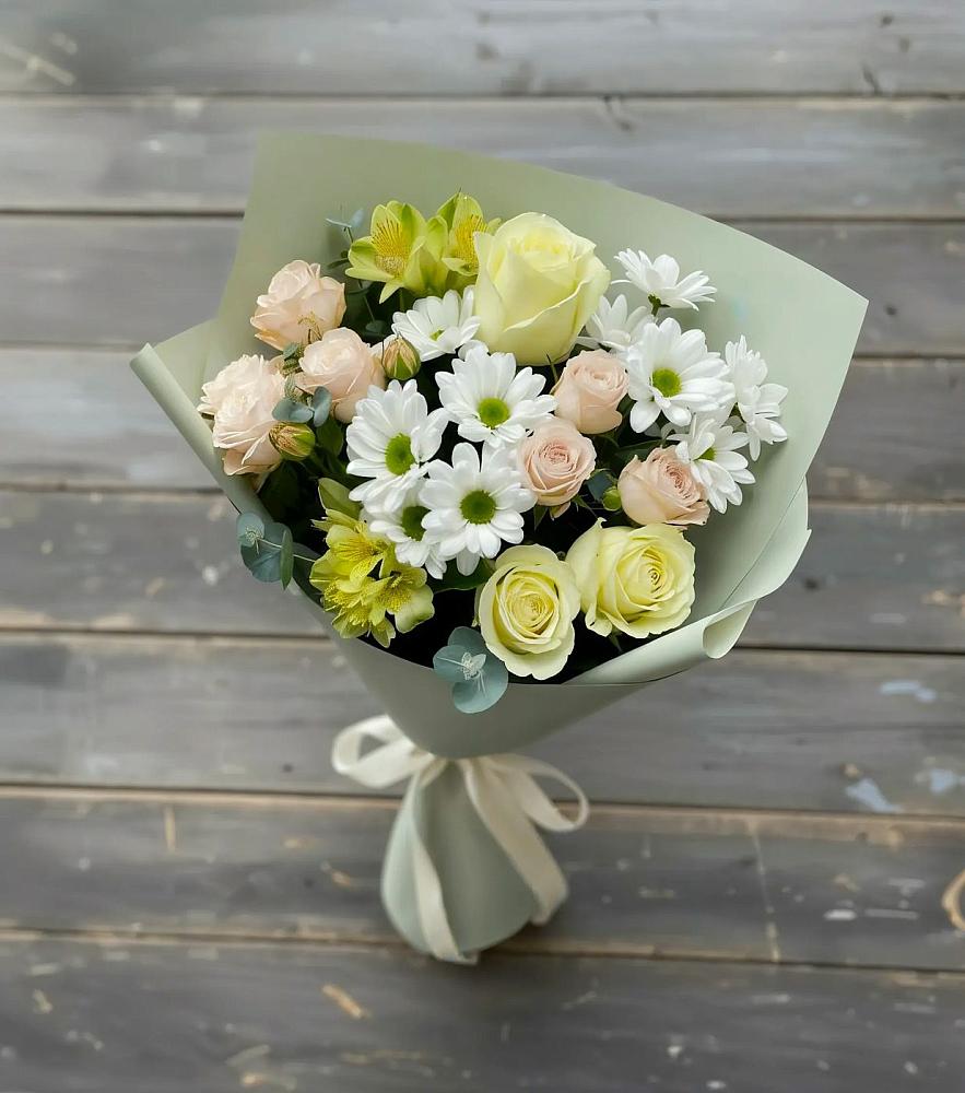Букет цветов из: Альстромерии, Розы и Хризантемы в Заре