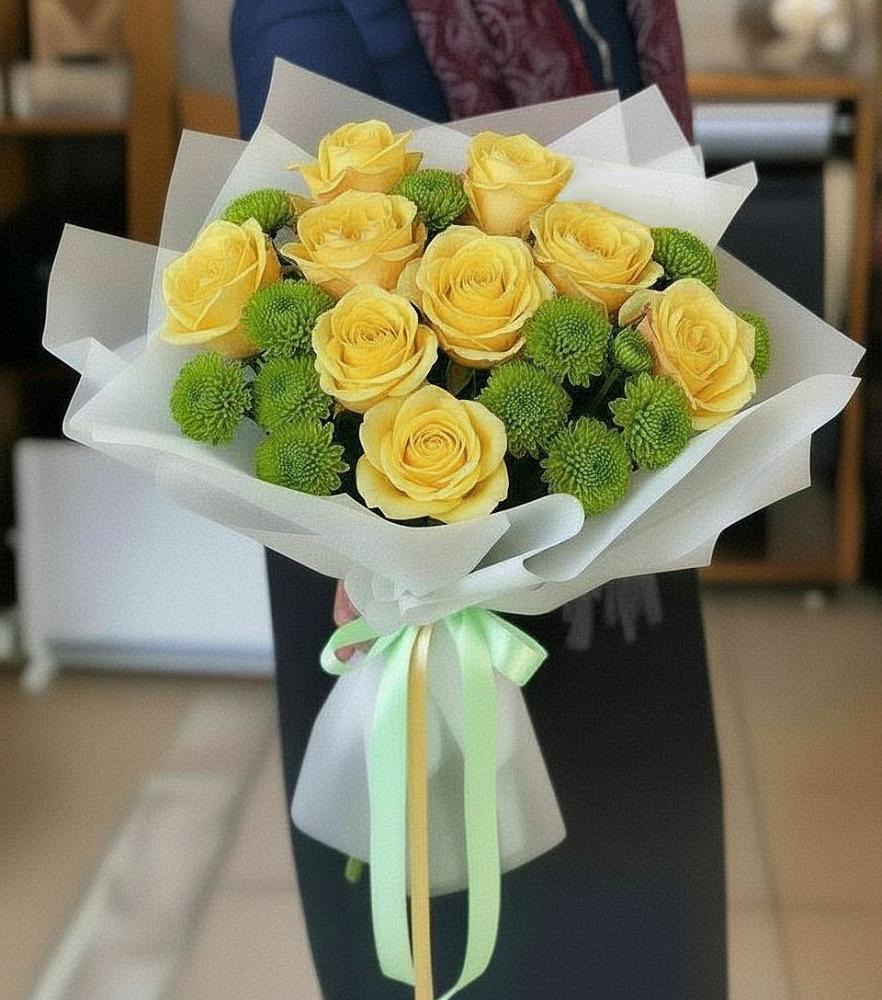 Букет цветов из: Хризантемы и Розы в Заре