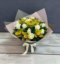 Букет цветов из:  Орхидеи и Розы #REPLACE_PRED# Заре