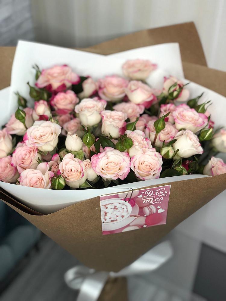 Букет цветов из: Розы в Заре