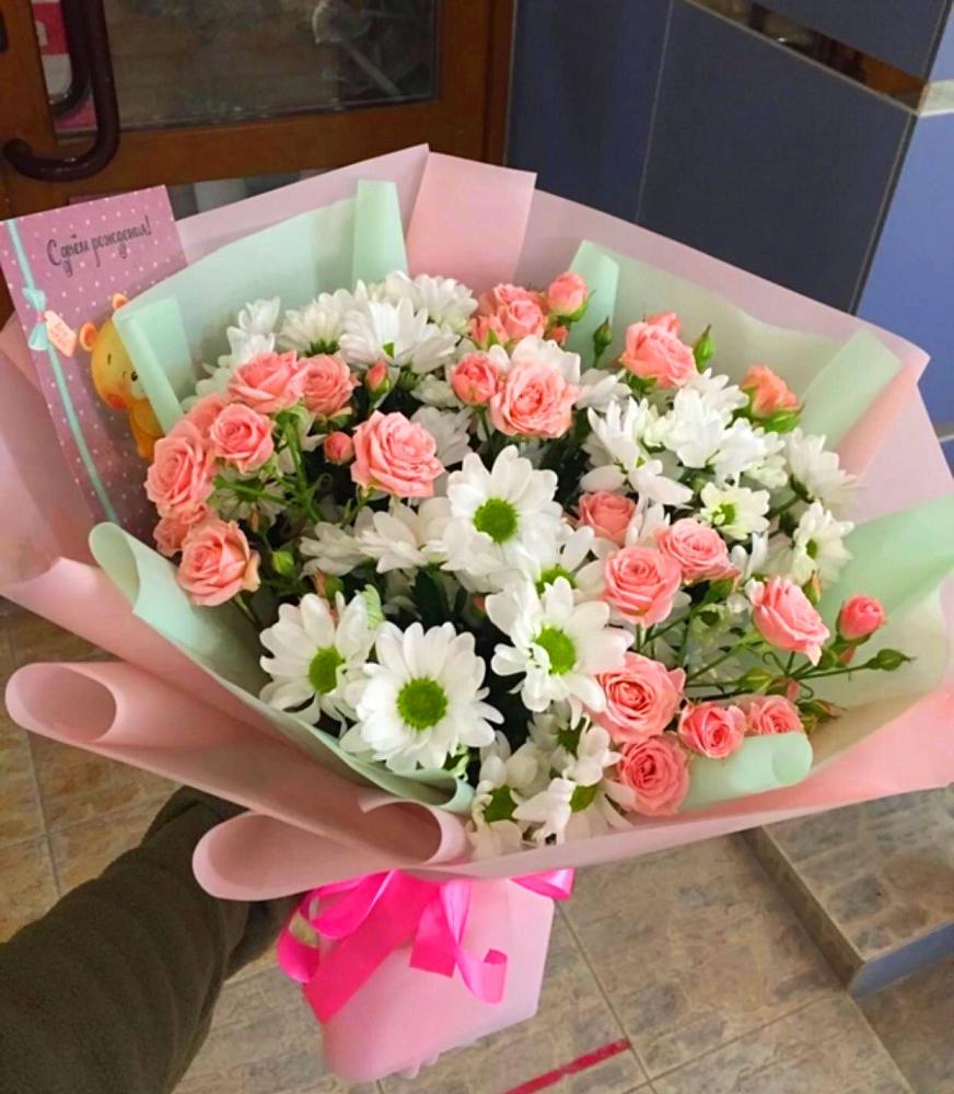 Букет цветов из: Розы и Хризантемы в Заре