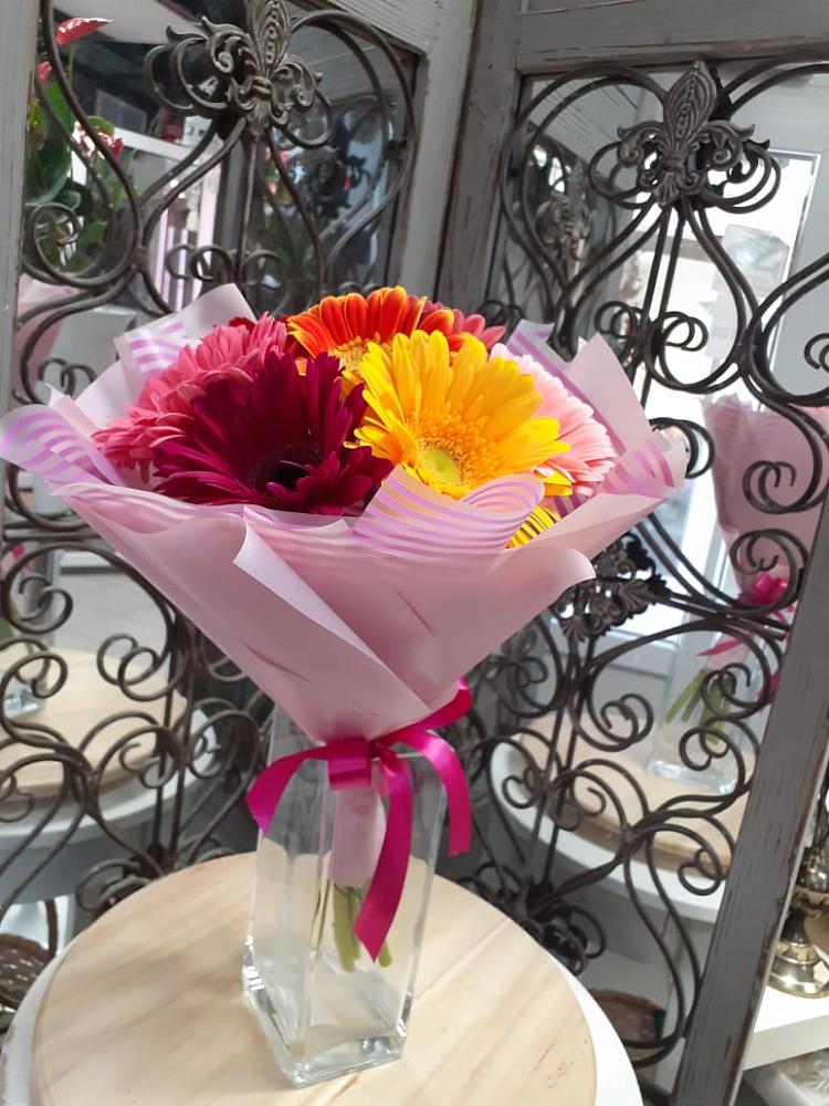 Букет цветов из: Герберы в Заре