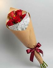 Букет цветов из:  Розы в Заре