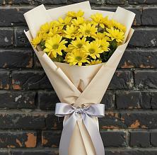 Букет цветов из:  Хризантемы в Заре