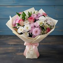 Букет цветов из:  Хризантемы, Альстромерии и Розы #REPLACE_PRED# Заре