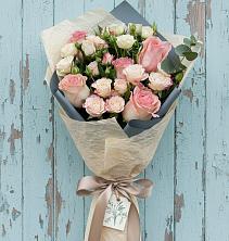 Букет цветов из:  Розы в Заре