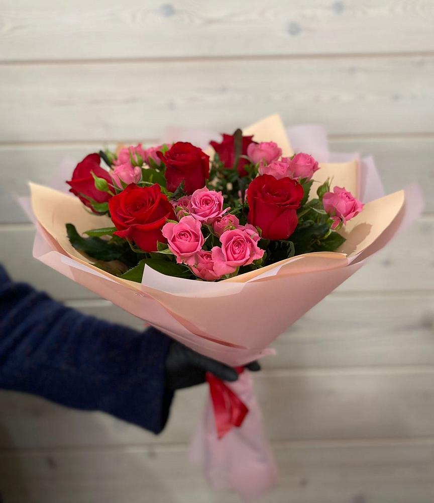 Букет цветов из: Розы в Заре