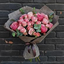 Букет цветов из:  Розы в Заре